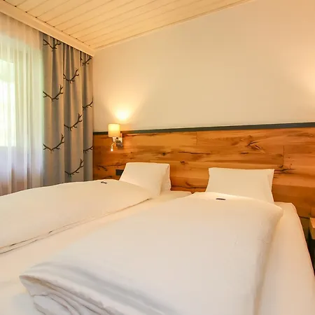 Gasthof Baerenwirt Inn 3*